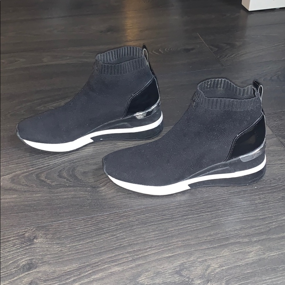 MK black shoes, US 8, skyler bootie